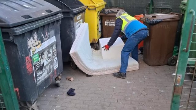 Na košickej Terase sa opäť objavil nadrozmerný odpad mimo vyhradených miest