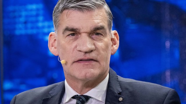 Analýza Platy.sk ukazuje, že vo veľkých firmách na Slovensku sú mzdy v 6 bežných profesiách vyššie o 70 až 230 eur mesačne